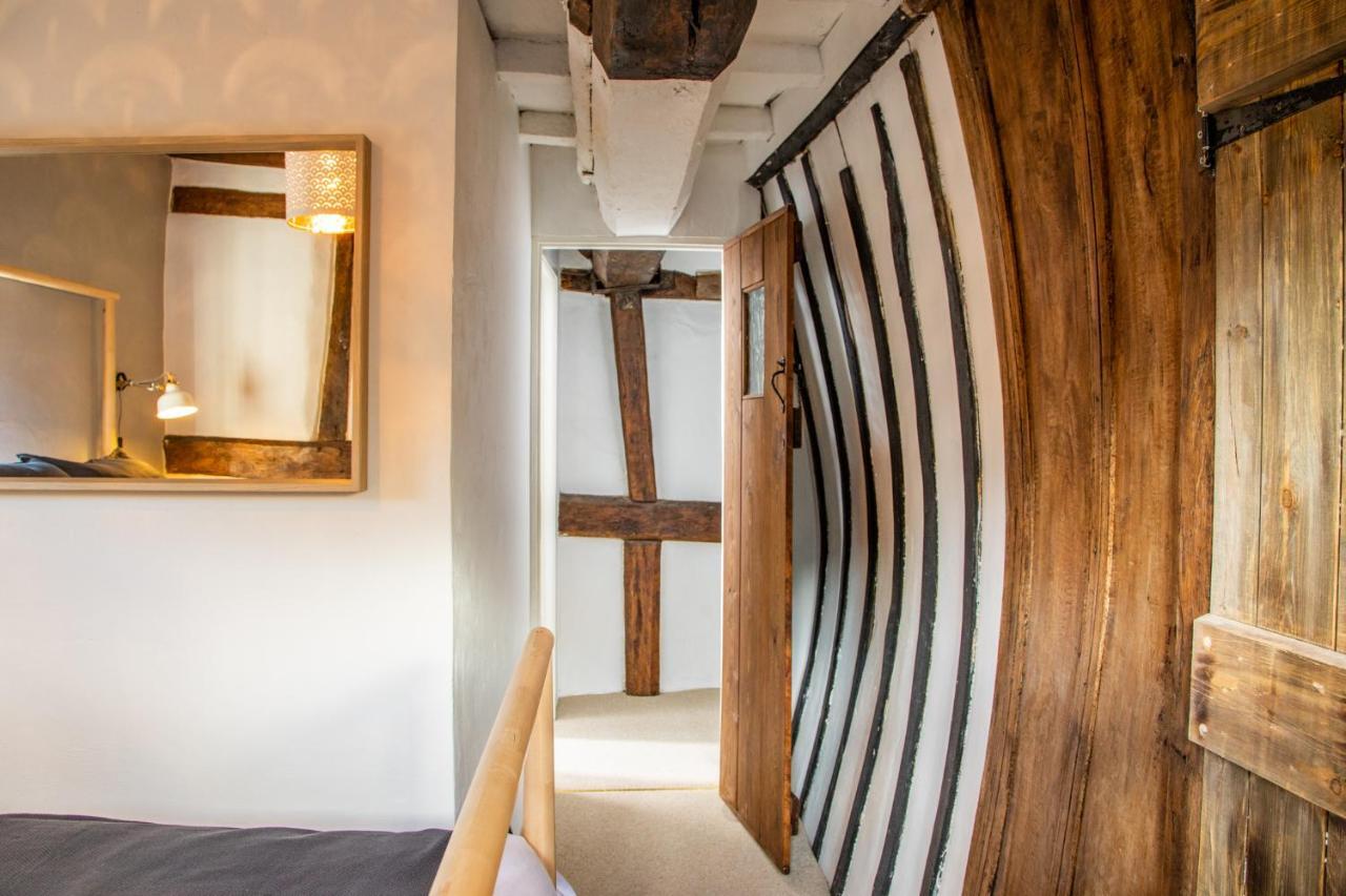 فيلا 3 Masons Court The Oldest House In Stratford Upon Avon, Warwickshire. المظهر الخارجي الصورة