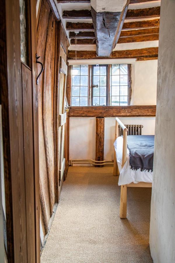 فيلا 3 Masons Court The Oldest House In Stratford Upon Avon, Warwickshire. المظهر الخارجي الصورة